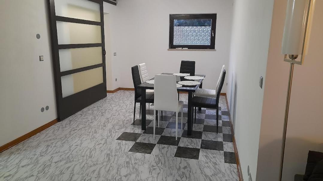 Apartmani Delas 2 Pjescana Uvala Exterior foto