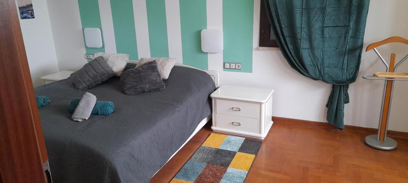Apartmani Delas 2 Pjescana Uvala Exterior foto